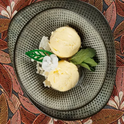 Домашнее мороженое из топлёного молока от Ресторана «Кухмистр»