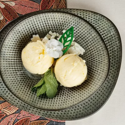 Домашнее мороженое из топлёного молока от Ресторана «Кухмистр»