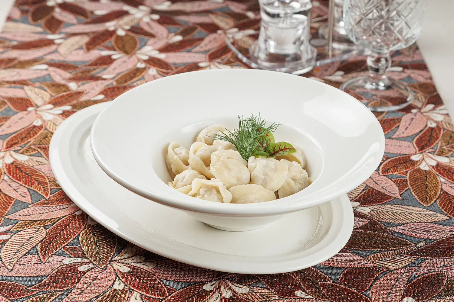 Домашние колдуны (пельмени) со свининой от Ресторана «Кухмистр» Домашние колдуны (пельмени) со свининой от Ресторана «Кухмистр»