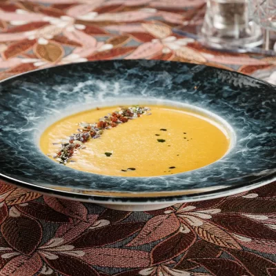 Белорусская «Гарбузянка» – нежный и слегка пряный крем-суп из тыквы от Ресторана «Кухмистр»