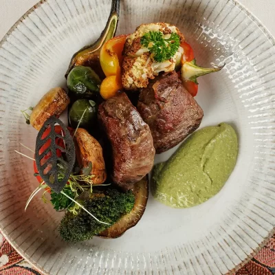 Медальоны из говядины «Ружанские» от Ресторана «Кухмистр»