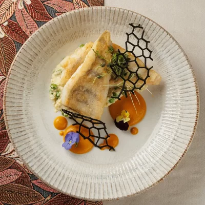 Судак по-Полесски с пшенной кашей и зелёным горошком от Ресторана «Кухмистр»