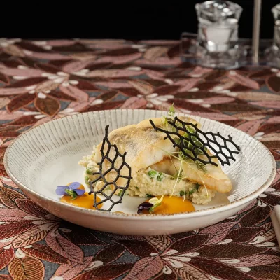 Судак по-Полесски с пшенной кашей и зелёным горошком от Ресторана «Кухмистр»