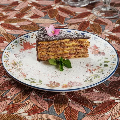 Торт «Гранд Будапешт» (порционный) от Ресторана «Кухмистр»