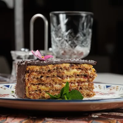 Торт «Гранд Будапешт» (порционный) от Ресторана «Кухмистр»