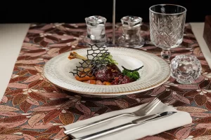 Утиная ножка «Важны Качар» («Важный Селезень») приготовленная по технологии «конфи», с ноткой французского изящества от Ресторана «Кухмистр»