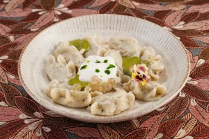Вареники с картофелем, крапивой и творогом настоящей ручной лепки от Ресторана «Кухмистр»